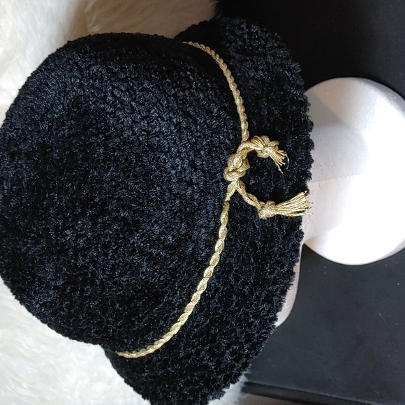 Vintage Eaton Trilby Black with Gold Cord Chenille Hat - Picture 4 of 11